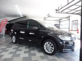 Volkswagen Touran 1.6 TDI Comfortline DSG/ACC/NAV/SHZ/PDC - Volkswagen Touran mit Diesel-Antrieb: Kleinbus, 1.6