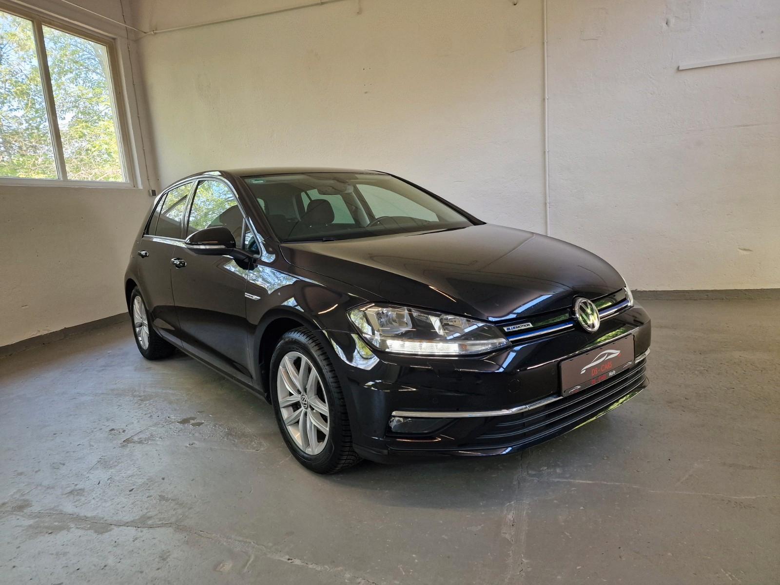 Volkswagen Golf VII Limo BlueMotion DSG* Navi* 43.km