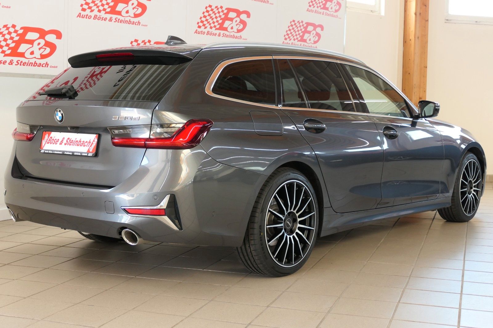 BMW G21 Touring 320 d Luxury Line AHK,LED,Navi, foto 2
