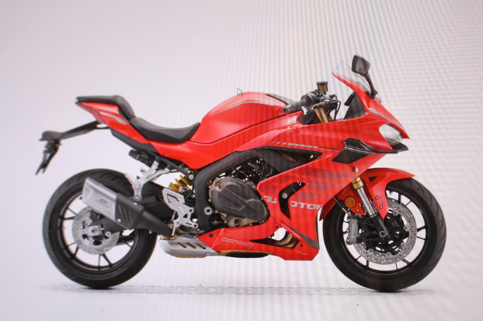 QJ Motor SRK 800 RR ab April 2026 lieferbar