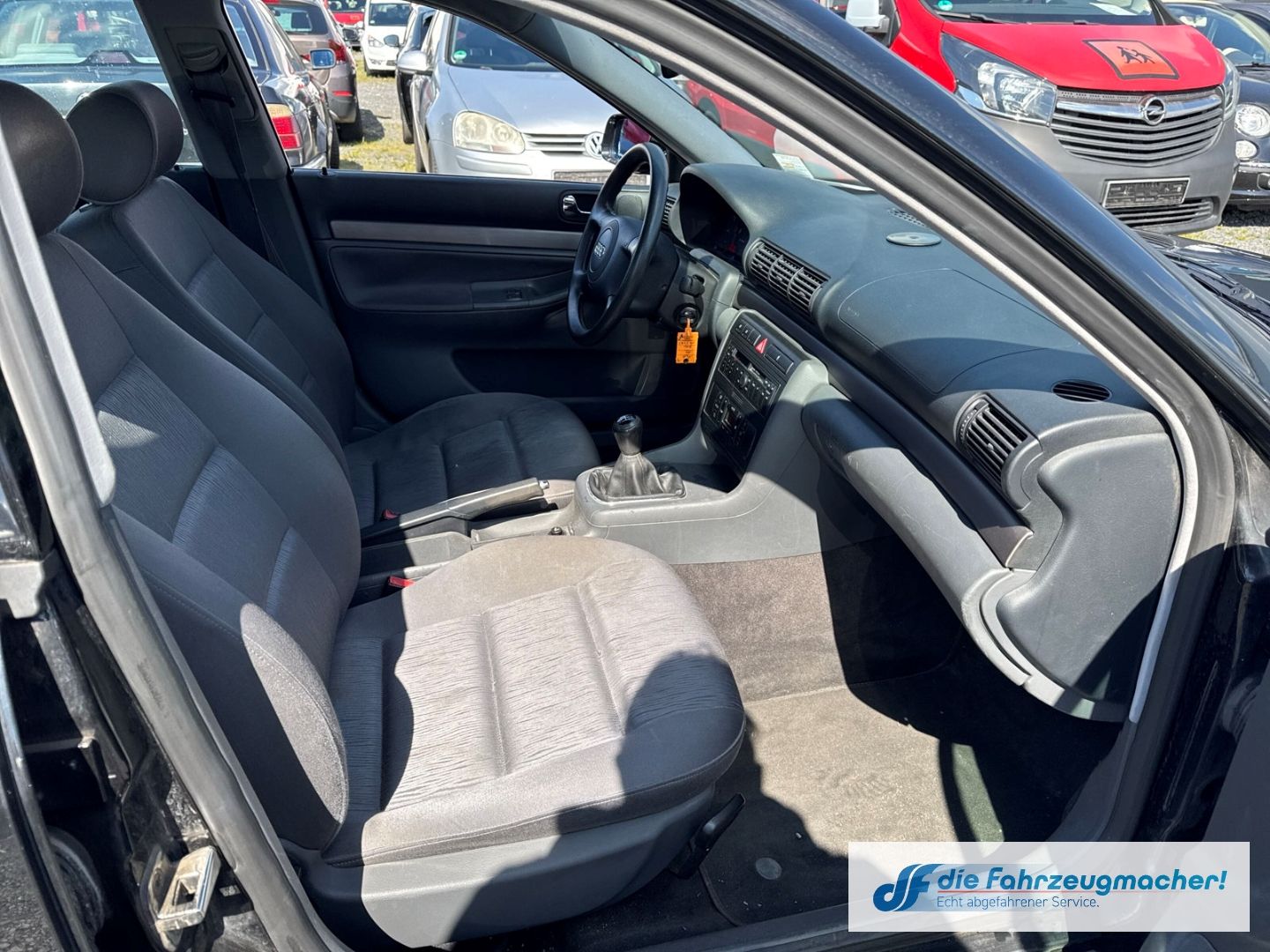 Fahrzeugabbildung Audi A4 1.6 Klimaautom  TÜV 01/27 *EXPORT