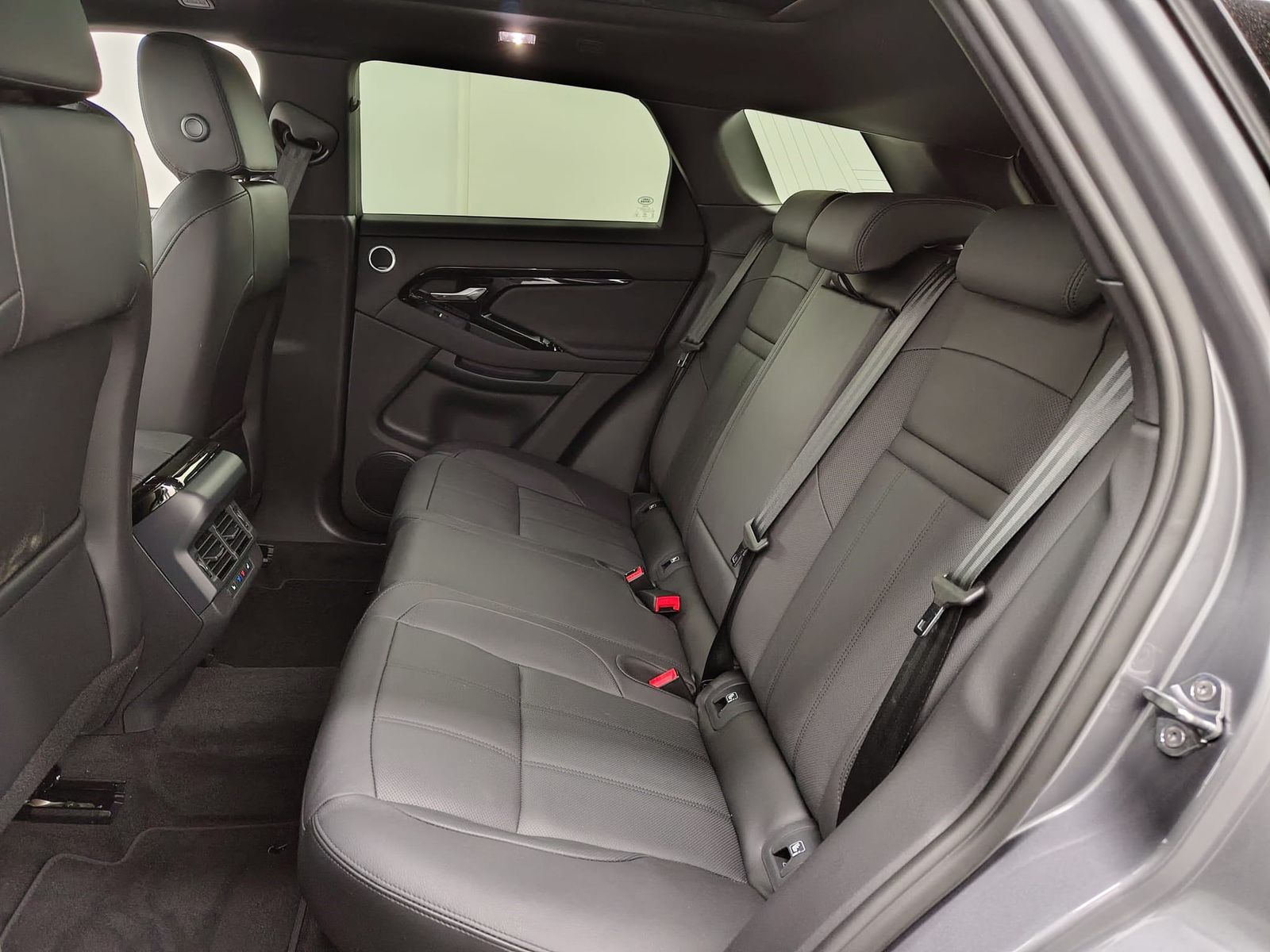 LAND ROVER Range Rover Evoque  D200 Dynamic SE Winter Pano – Bild 9