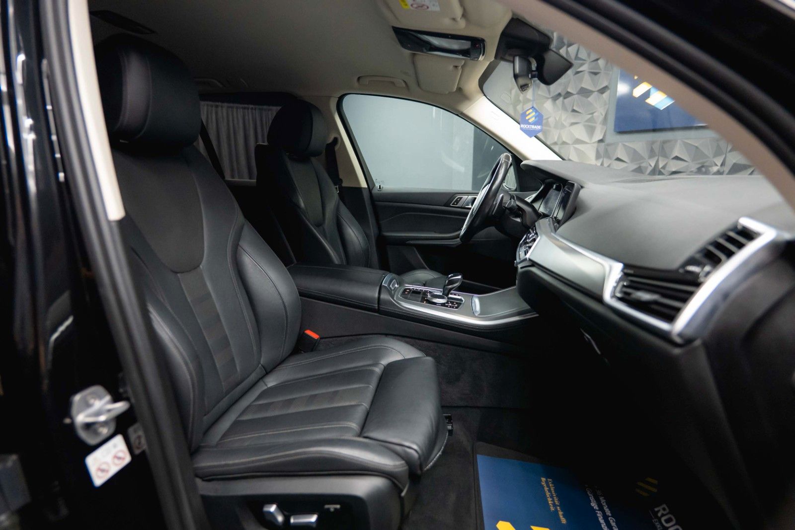 Fahrzeugabbildung BMW X5 xDrive 30d Sport Shadow | ACC | LED | Live CP