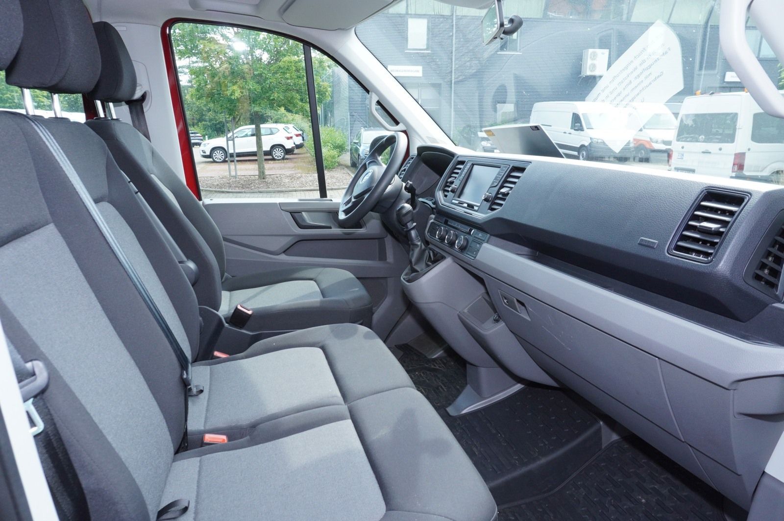 Fahrzeugabbildung Volkswagen Crafter 35 2.0 TDI ' Rollstuhl Umbau ' Navi Klim