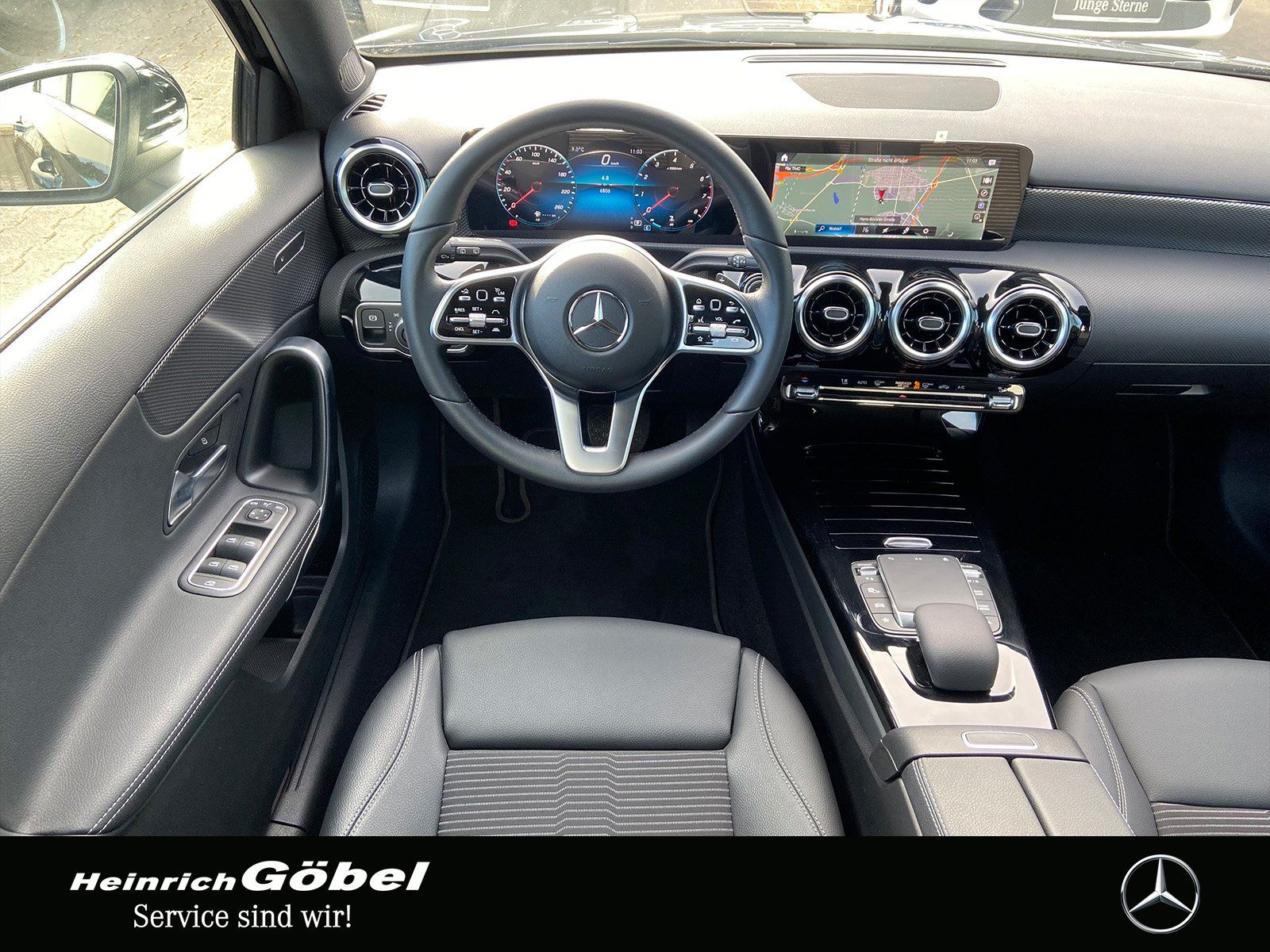 Fahrzeugabbildung Mercedes-Benz A 250 PROGRESSIVE NAVI LED FAP DISTRONIC 360°KAM