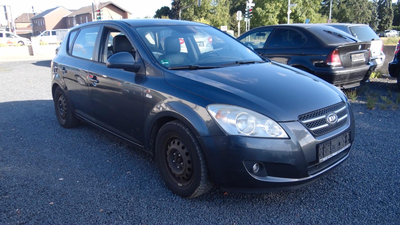 Kia Ceed 1.6 Klima Teil-Leder Schiebedach Alu