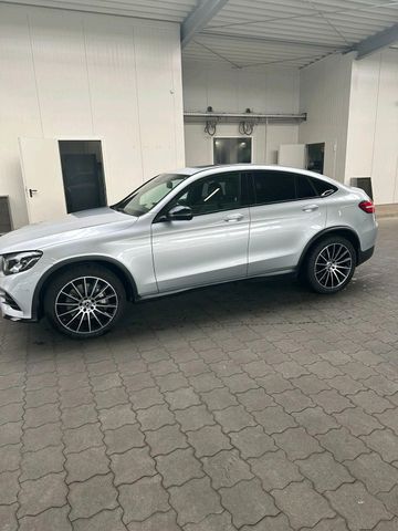 Mercedes-Benz GLC 250 Cp 4M AMG ,8Fach Burmester etc.