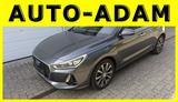 Hyundai i30 1.6 CRDi Limousine Premium*Panorama*Kamera* - Hyundai i30 Gebrauchtwagen in Lübeck