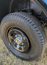 Lada Niva Urban 4x4 Urban 1. Hd. Top  - Lada Niva von privat
