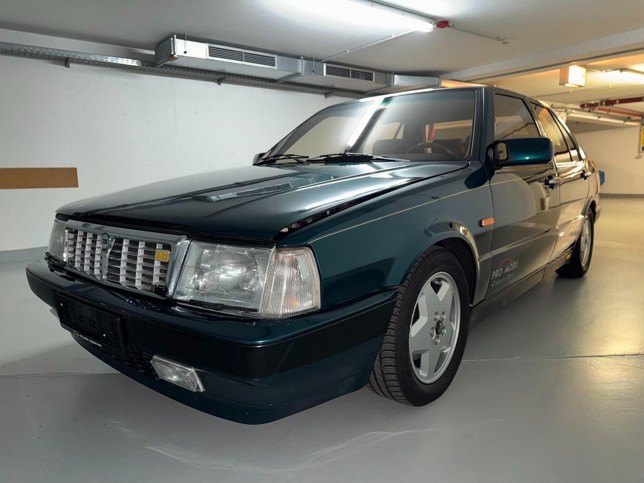 Lancia Thema 8.32