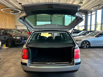 Volkswagen Passat*SZHZ*KLIMAAUTOMATIK*TÜV 092028*