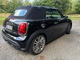 MINI Cabrio Cooper S, Midnight Black Metallic  - mit Benzin-Antrieb: Vollleder, Metallic