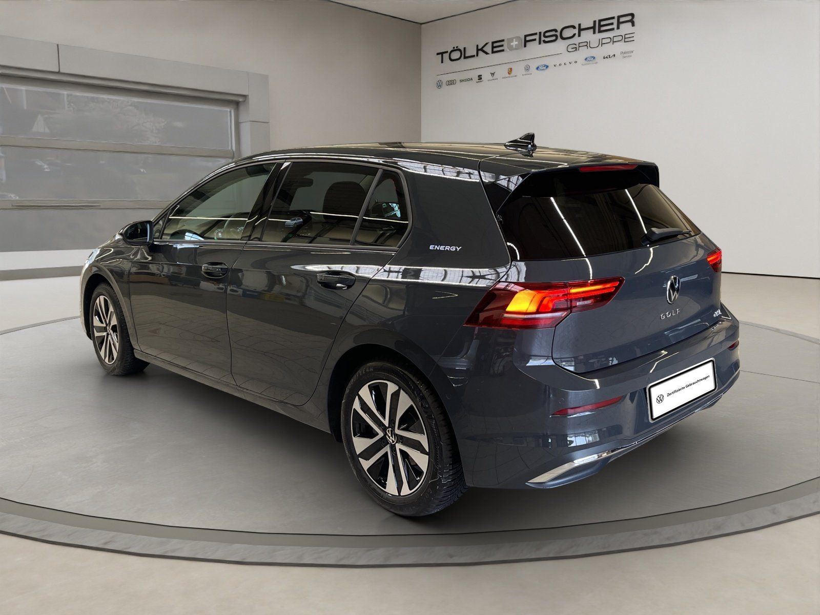 Volkswagen Golf VIII 1.5 eTSI W Energy ACC AUT Kam. Sportp foto 4