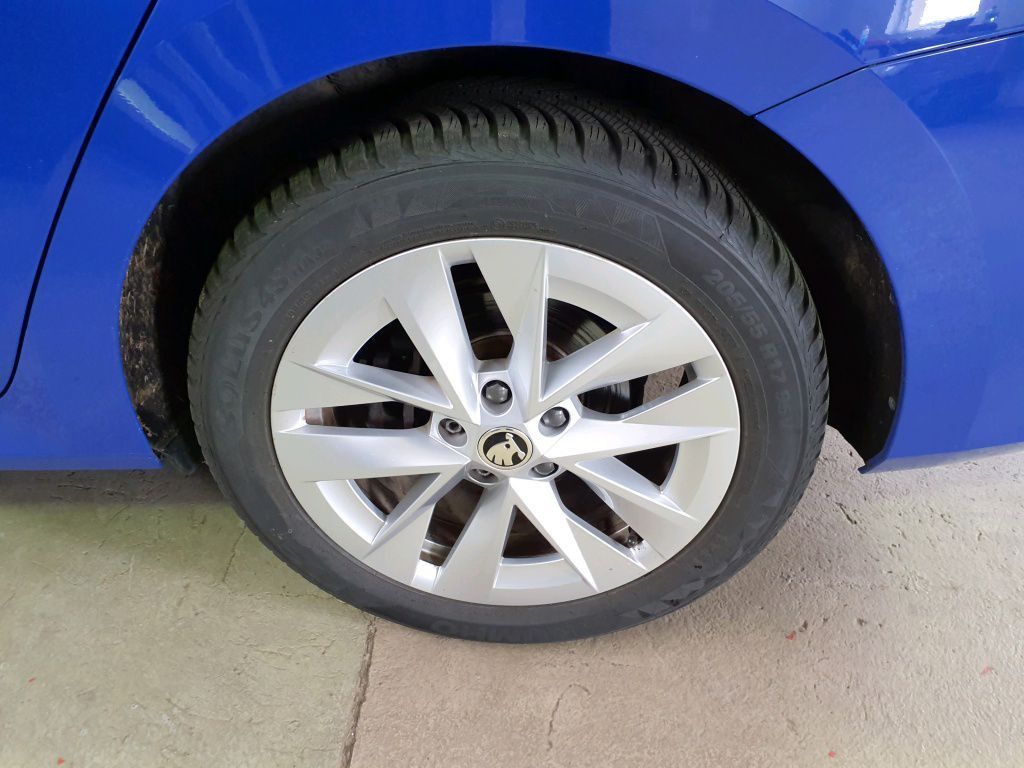 Skoda Octavia iV Combi Ambition 1.4TSI 150kW Tempo*PDC
