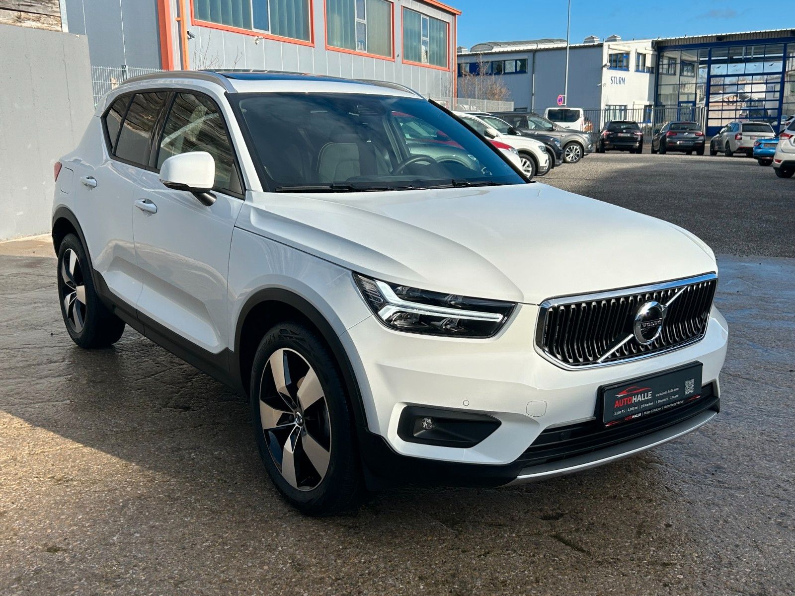 Fahrzeugabbildung Volvo XC40 T3 Momentum Pro Sports LED PDC Sensus