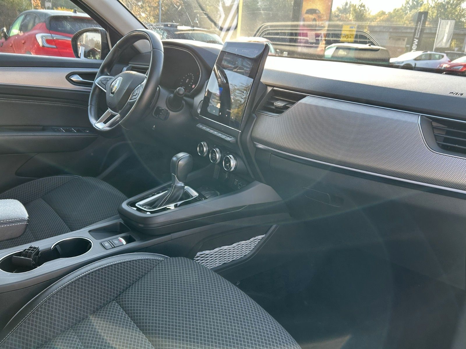 Fahrzeugabbildung Renault Arkana Intens " AUTOMATIK"