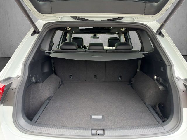 Tiguan Allspace 2.0 TDI DSG R-Line 4Motion Navi