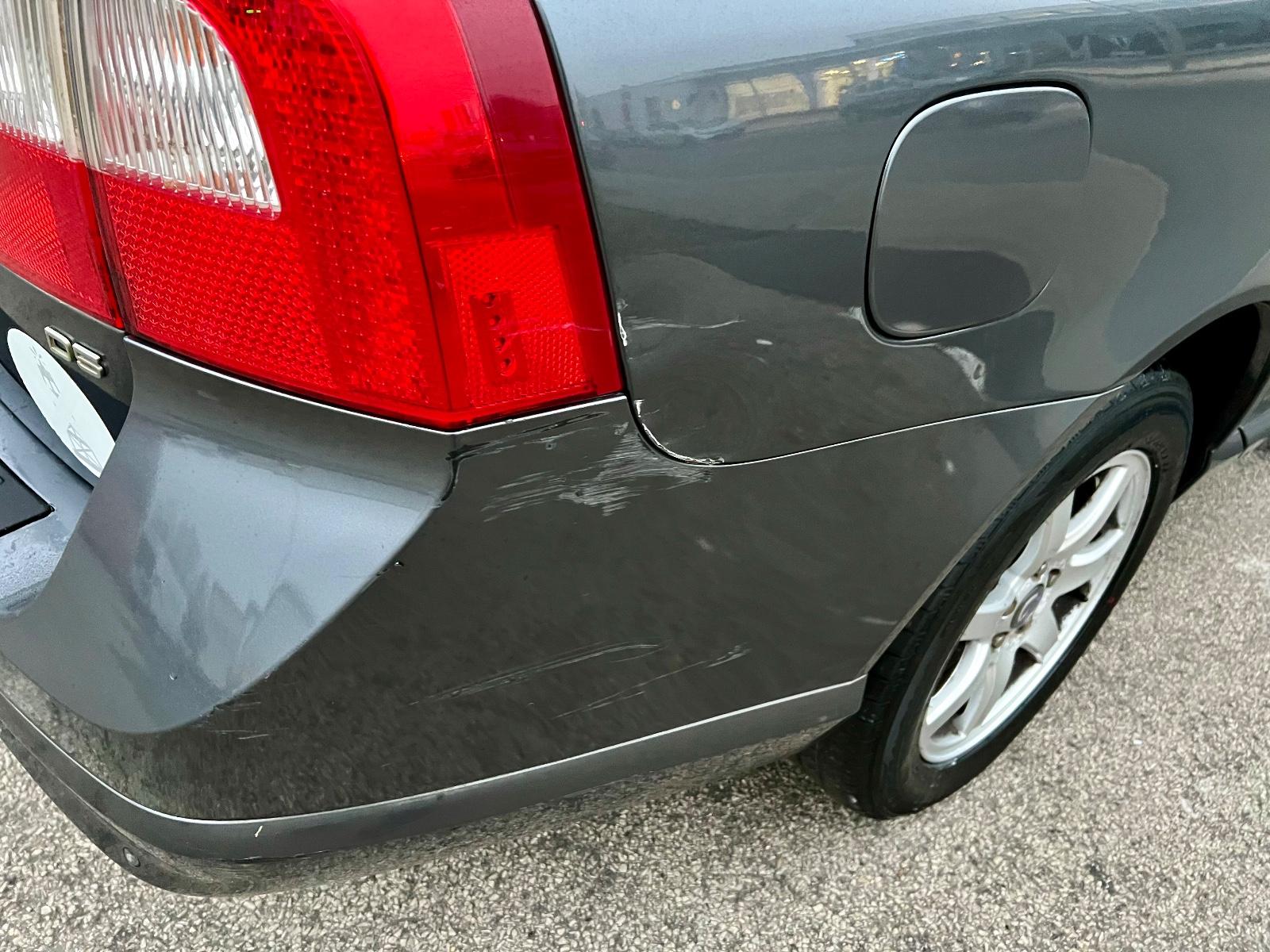 Volvo V70 2008 — photo 37