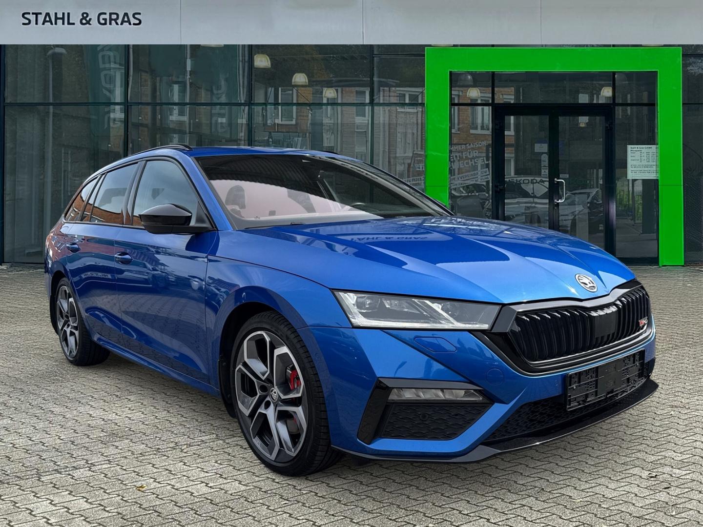 Skoda Octavia Combi RS Plus 2.0 TSI DSG HUD Pano Navi 