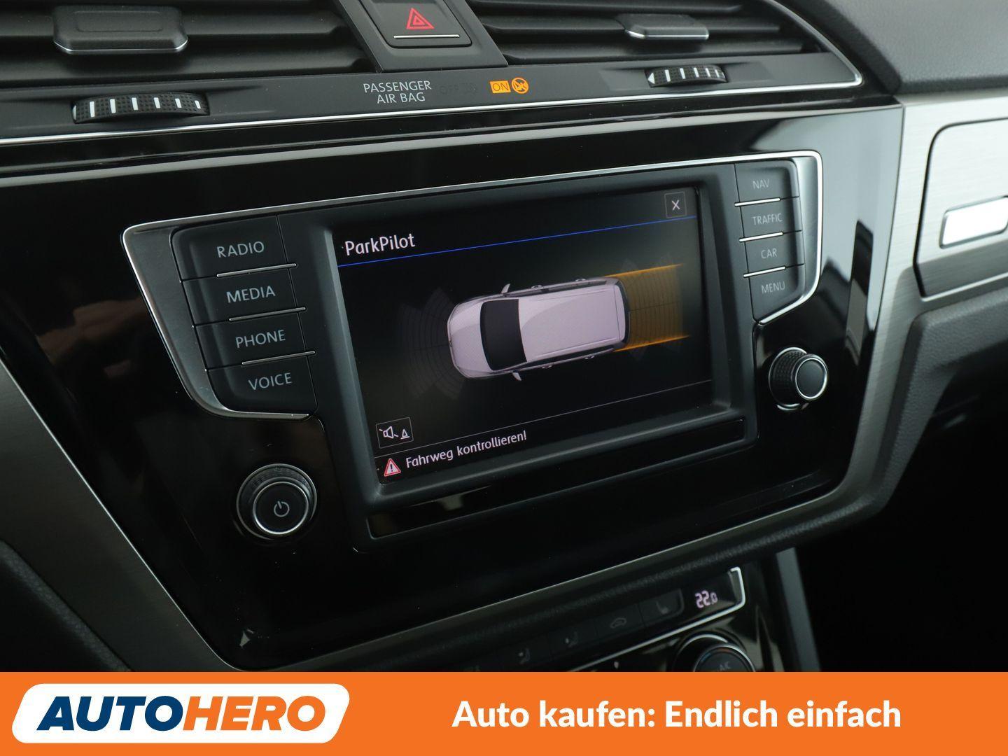 Volkswagen Touran 1.4 TSI Comfortline BlueMotion Tech *NAVI