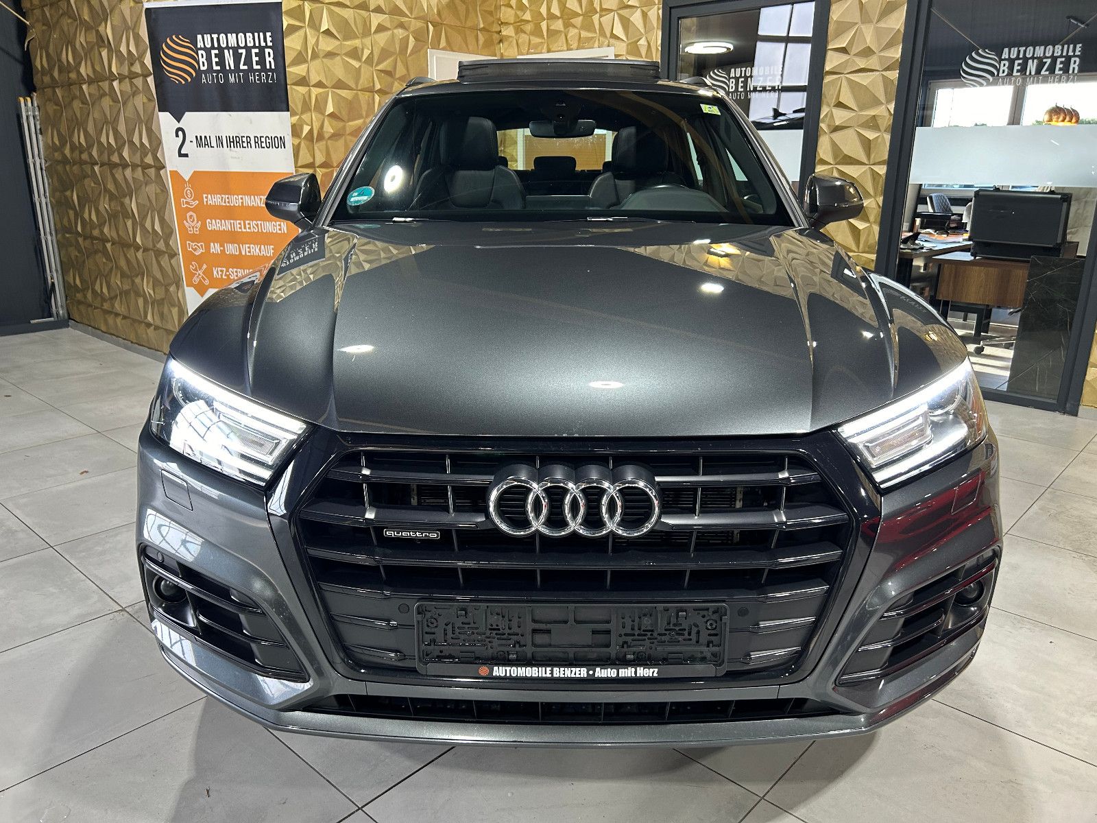Fahrzeugabbildung Audi Q5 50 TFSI e quattro sport/S-LINE/PANO/ACC78-FAC