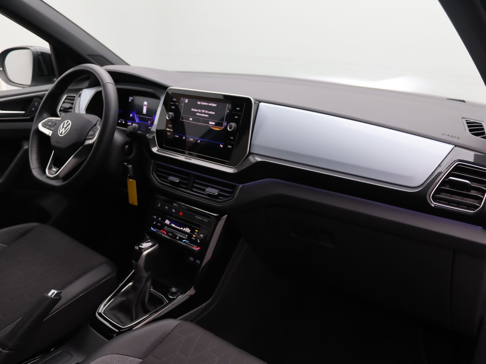 Volkswagen T-Cross - Bild 12