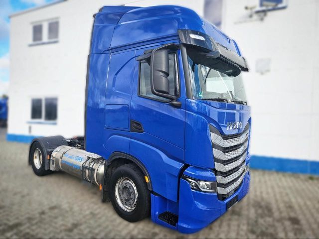 Iveco S-Way AS440S46T/P 2LNG