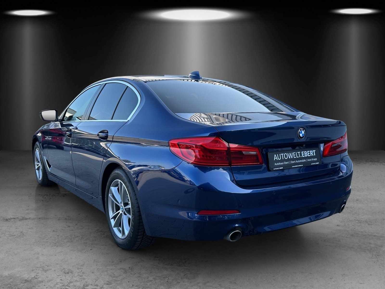 Fahrzeugabbildung BMW 530i Limousine Aut./KAMERA/LED/HUD/LEDER/