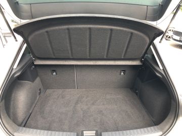 Seat Leon 1.0 TSI Style *Beats*Navi*Virtual