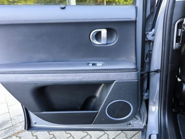 Fahrzeugabbildung Hyundai IONIQ 5 Uniq WERKSGA+MEMO+NAVI+LED SHZ+RELAX+360