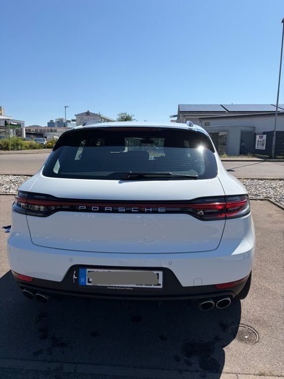Image of Porsche Macan