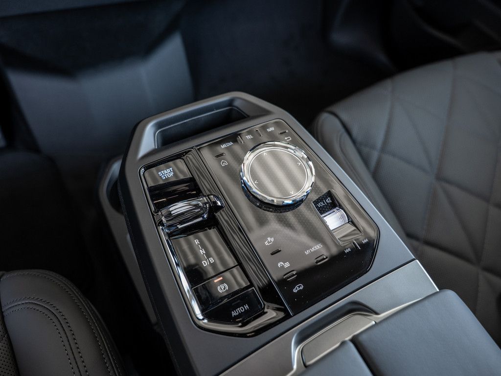 BMW iX - Bild 16