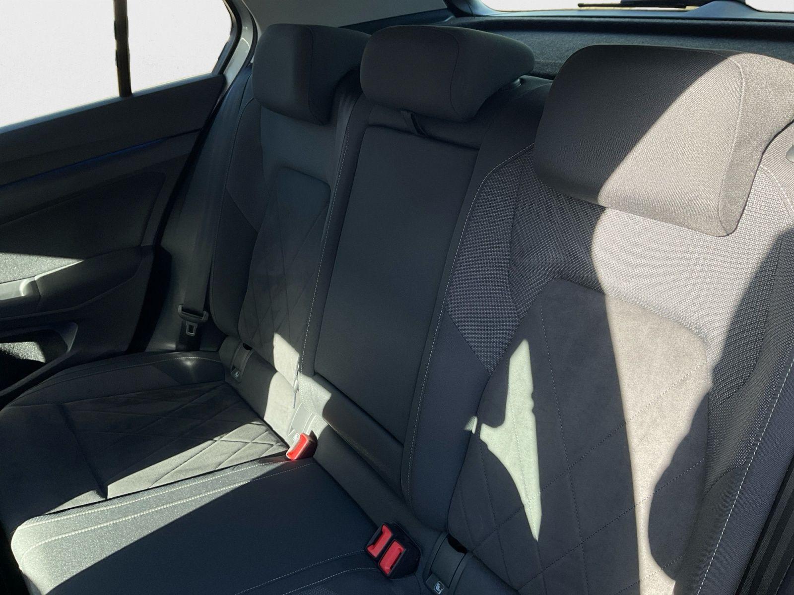 Volkswagen Golf VIII 1.5 TSI Style, миниатюра 13