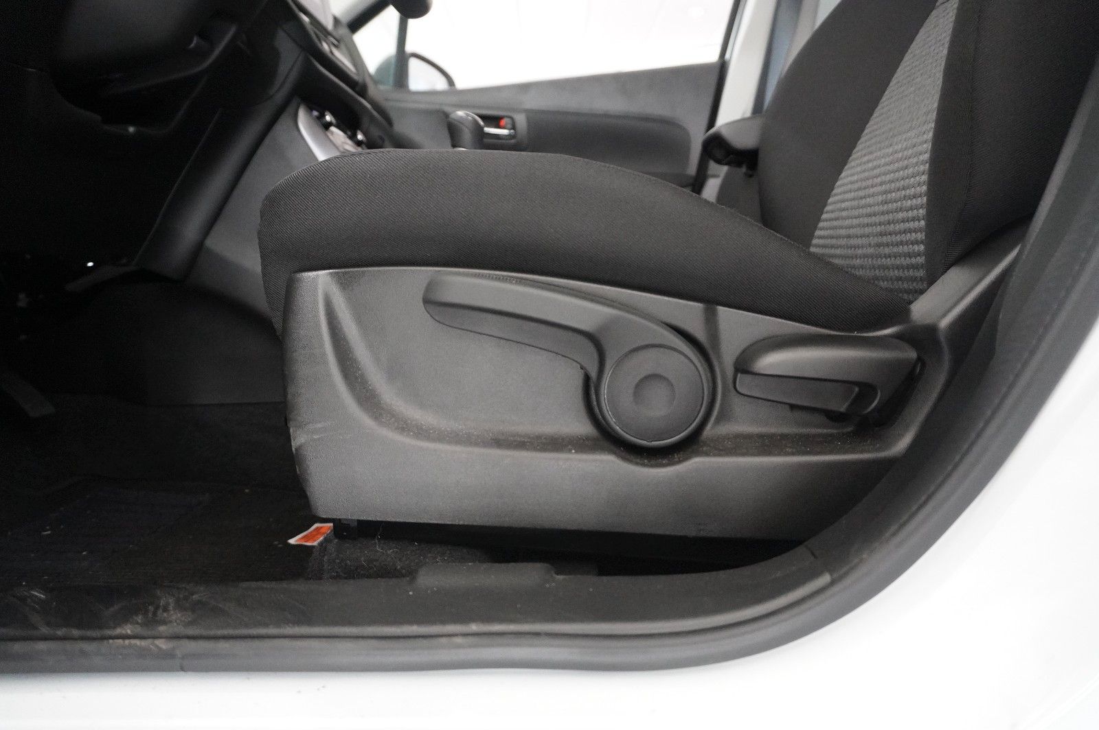 Fahrzeugabbildung Suzuki (SX4) S-Cross 1.4 COMFORT NAVI/LED/KAMERA/SH/DAB