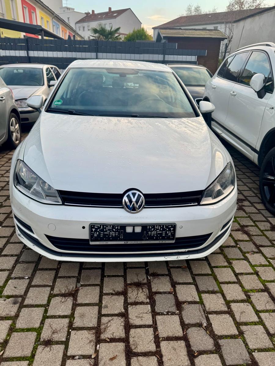 Volkswagen Golf VII Lim. Comfortline BMT /Tüv&İnspektionNeu