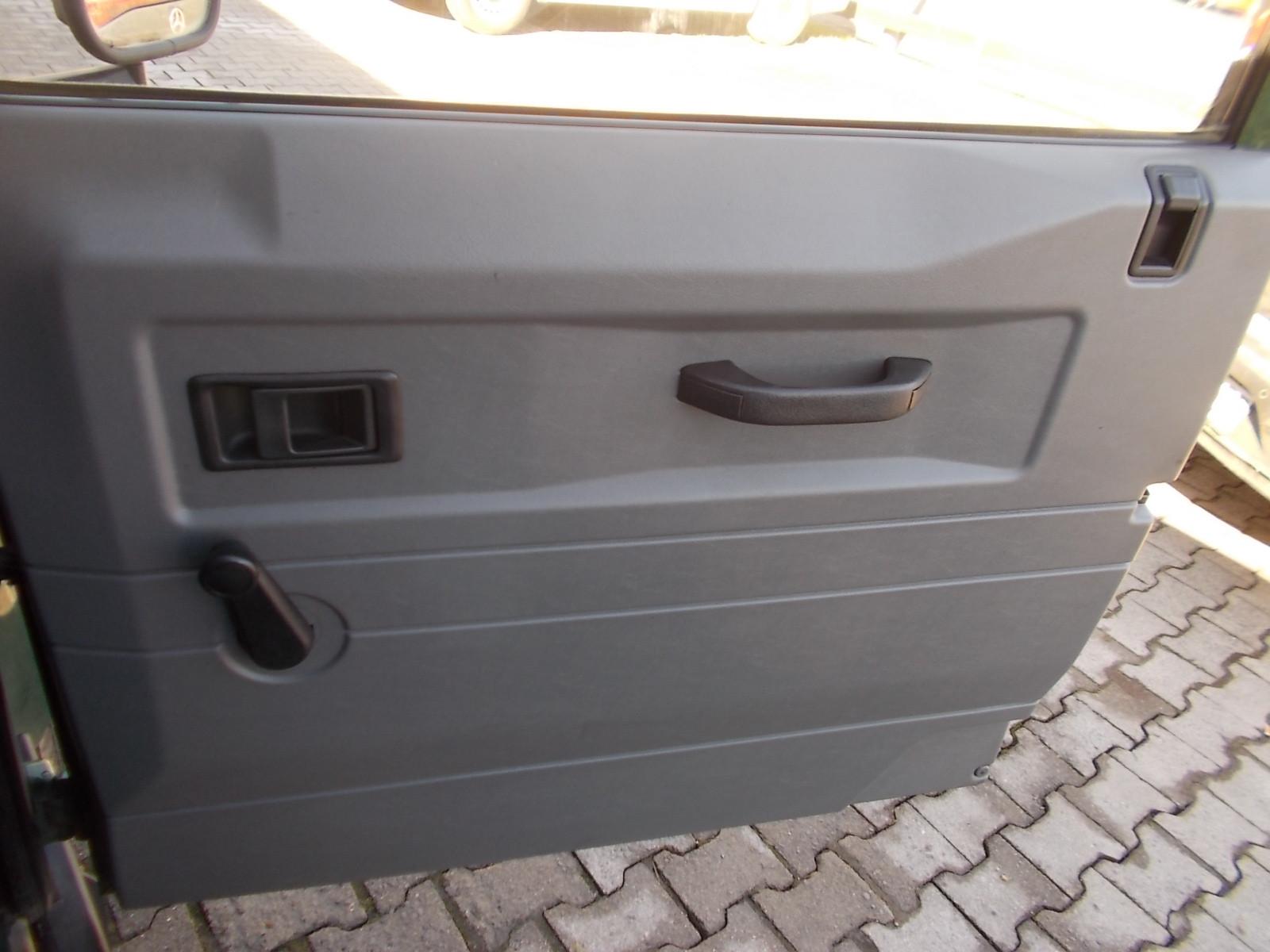 LAND ROVER DEFENDER S 122 CH 4X4 BVA - ATTELAGE