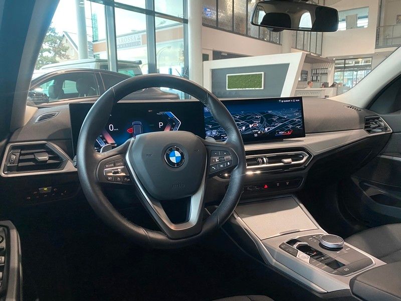 BMW 320d Touring xDrive Curved DrivingA. DAB Shz LED foto 7