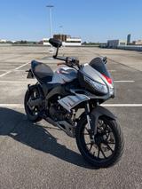 Aprilia Tuono 125 - APRILIA SPORTTOURER