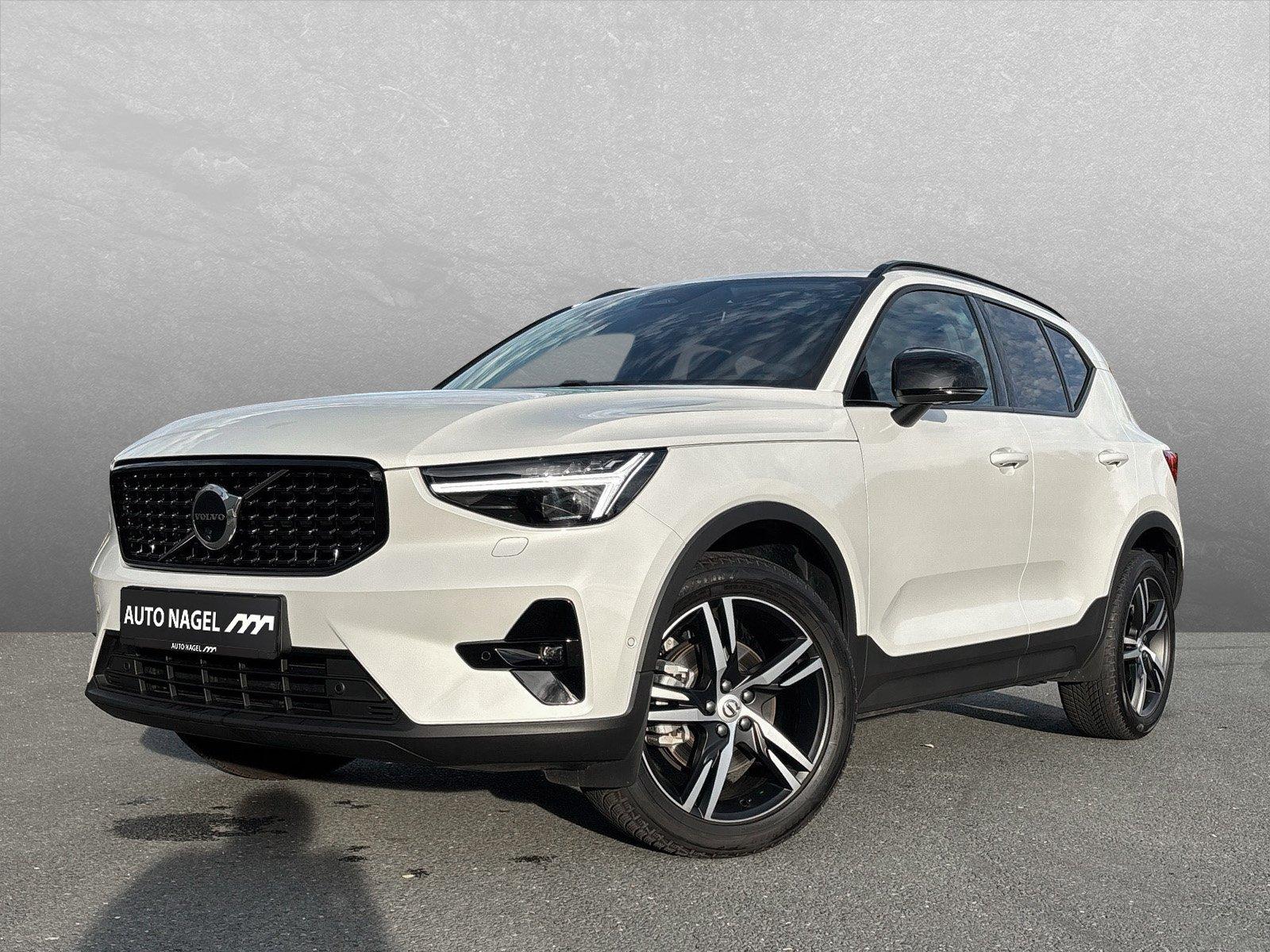 Volvo XC40 B3 Plus Dark Panorama 360* Kamera HK Memory