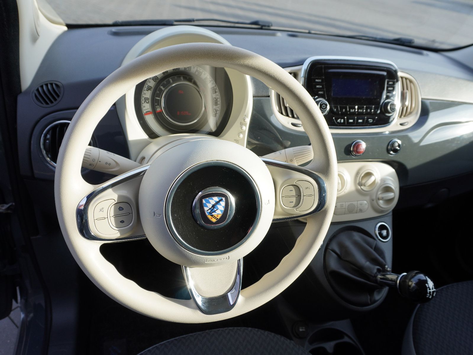 Fahrzeugabbildung Fiat Ellenator Pop Star * Ab 16* 90 KM/H*