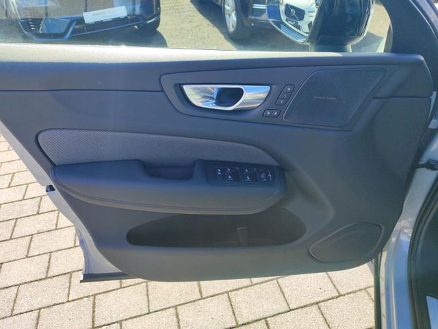 VOLVO XC 60 (Bild 15 von Array)