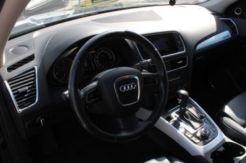 Audi Q5 3.0 TDI  QUATTRO mit XENONMMIISOFIX uvm.