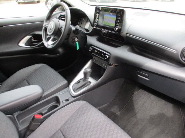 Fahrzeugabbildung Toyota Yaris Hybrid Business Edition
