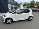 Volkswagen up! high up! - VW up! in Kassel
