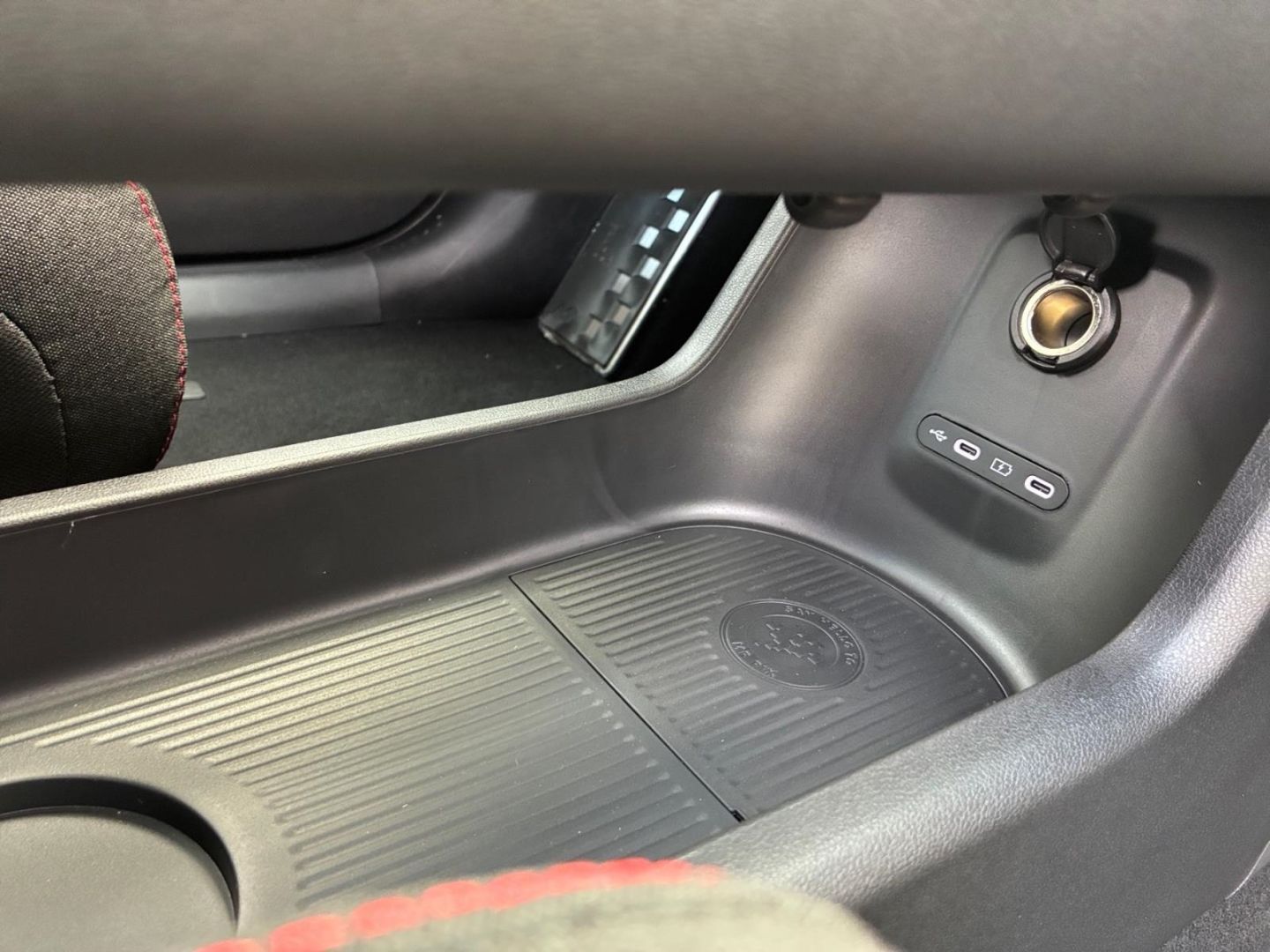 Hyundai IONIQ 3 – Bild 26
