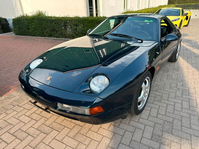 Porsche 928 GTS 