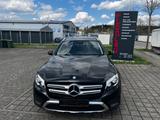 Mercedes-Benz GLC 220 d 4Matic/AHK/SHZ/Scheckheftgepflegt - gebrauchte Mercedes-Benz GLC 220 aus dem Jahr 2017