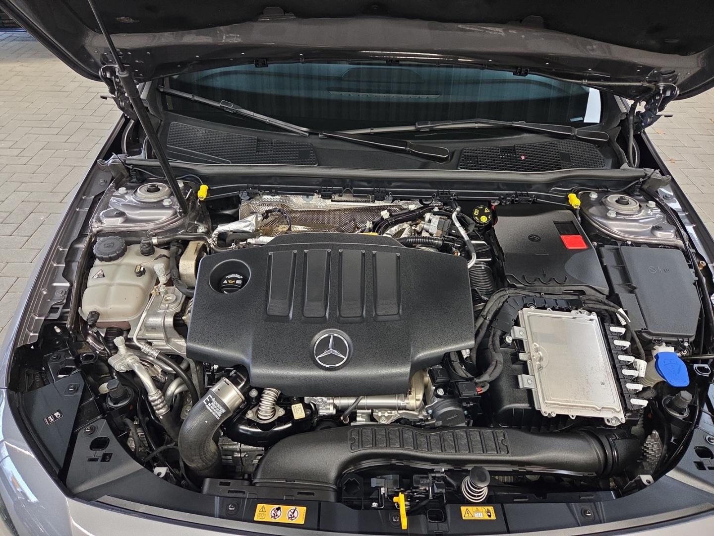 Mercedes-Benz A-Class A-Klasse AMG Line d Automatik Sportpaket S, миниатюра 12