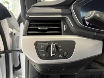 Fotografie des Audi A5 Cabriolet 2,0l TFSI S-tronic EU-Import 40 TFS