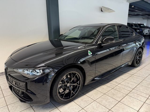 Alfa Romeo Giulia Quadrifoglio Keyless ACC H&K Kam Carbon